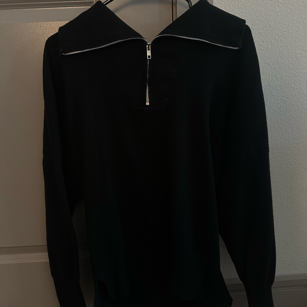 Womens Abercrombie Black Sweater with Zipper